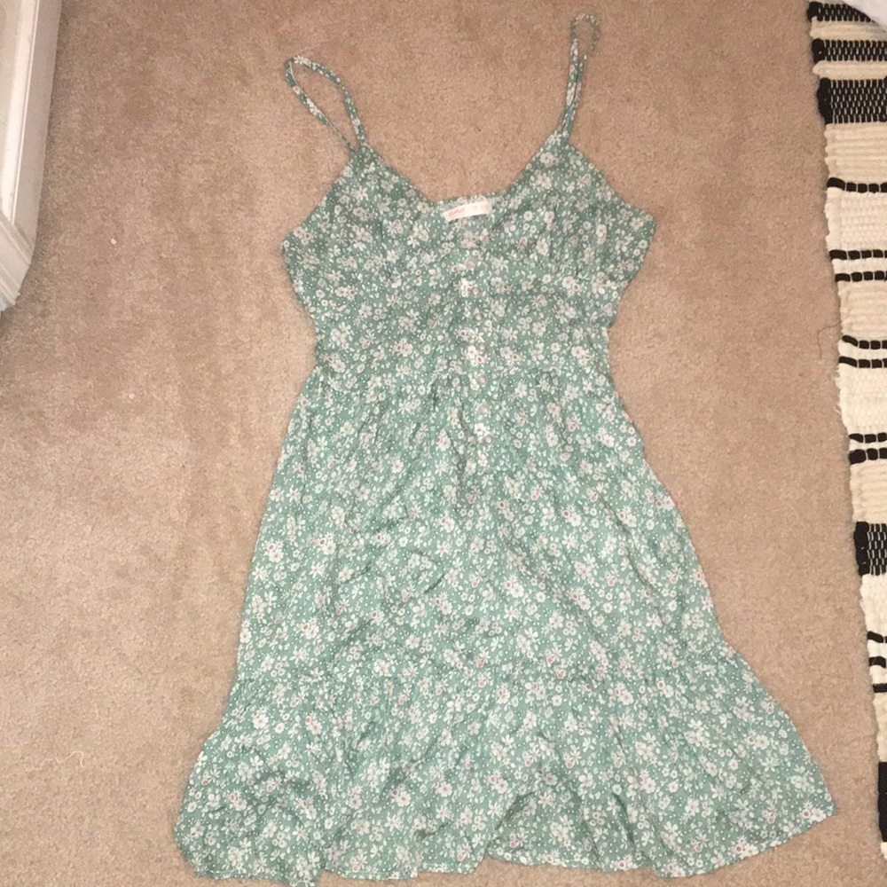 Size S floral dress